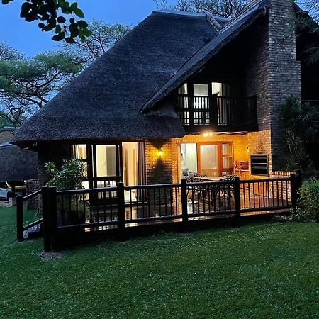 Inyamatane Luxury Lodge Hazyview Eksteriør billede